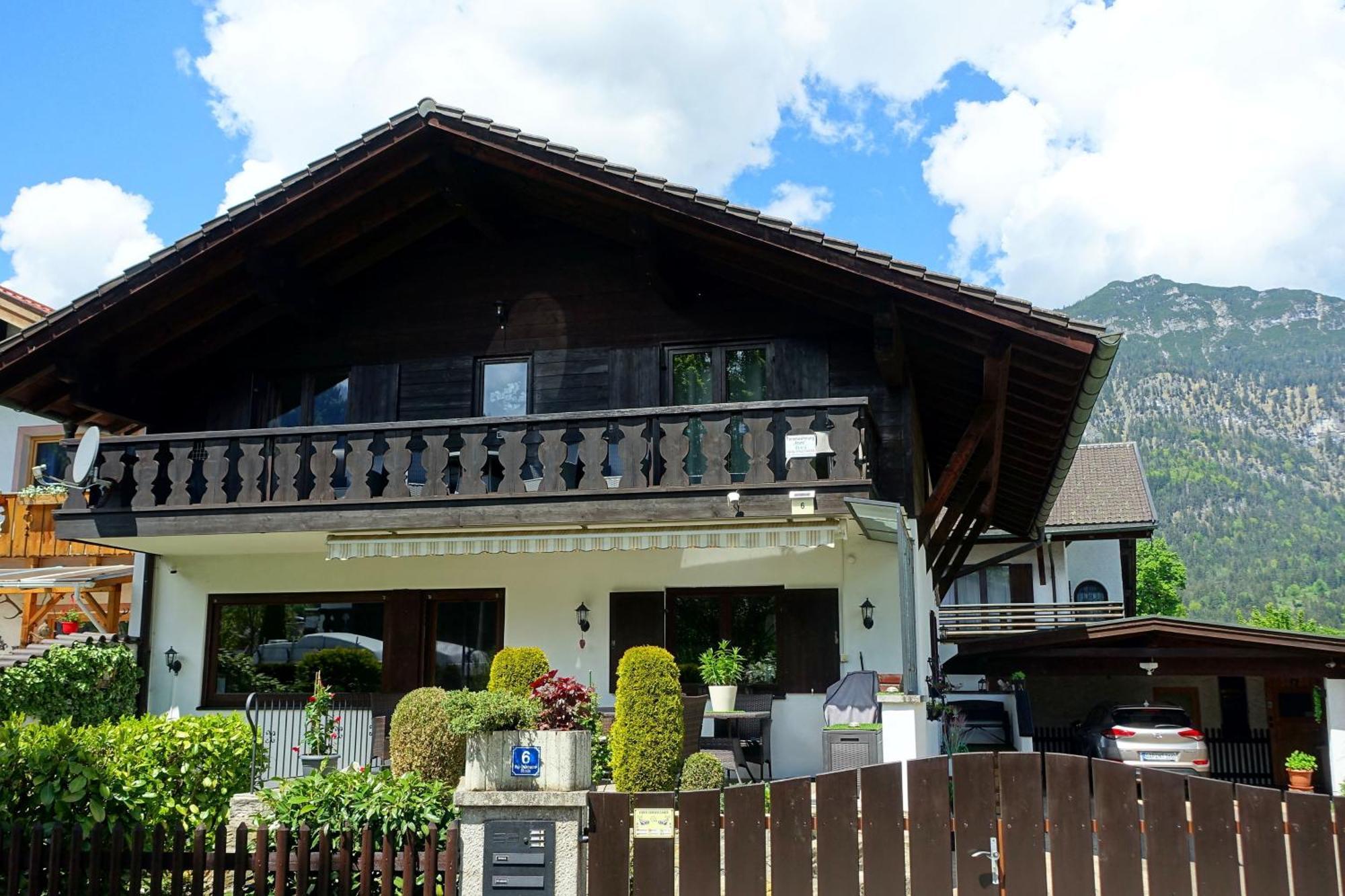 Ferienwohnung Ariane Garmisch-Partenkirchen Exterior photo